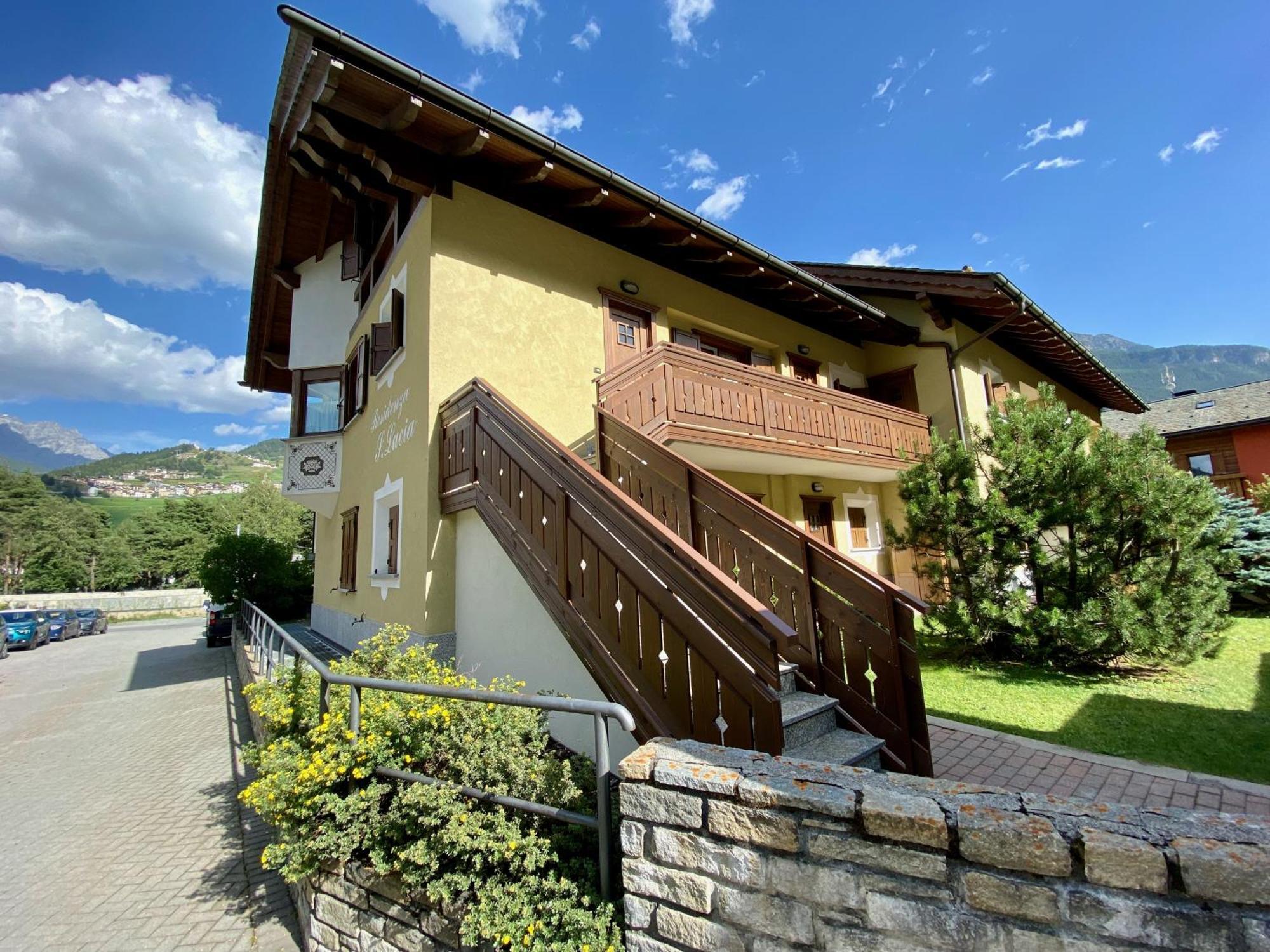 Appartamento In Residence Santa Lucia Bormio Buitenkant foto